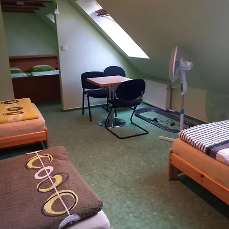 Apartment Jaroslav Ambroz Elvomont