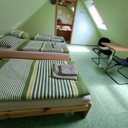 Apartament Jaroslav Ambroz Elvomont *