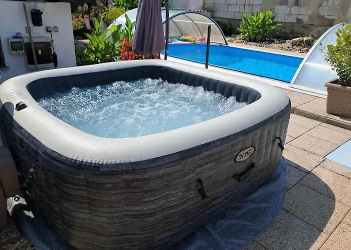 Jaroslav Ambroz Elvomont Chlum u Trebone